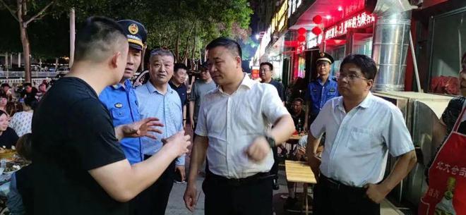 龙8国际 龙八国际南阳市燃气安全装置、窨井盖等工作在省重点民生实事年中评价中分别获得“优秀”等次、“工作突出地市”荣誉(图3)